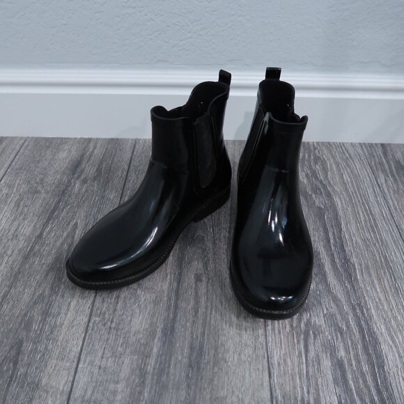 Michael Kors Shoes - Michael Kors Shoes Womens 8 Black Chelsea Rain Boots Ankle Booties Slip On